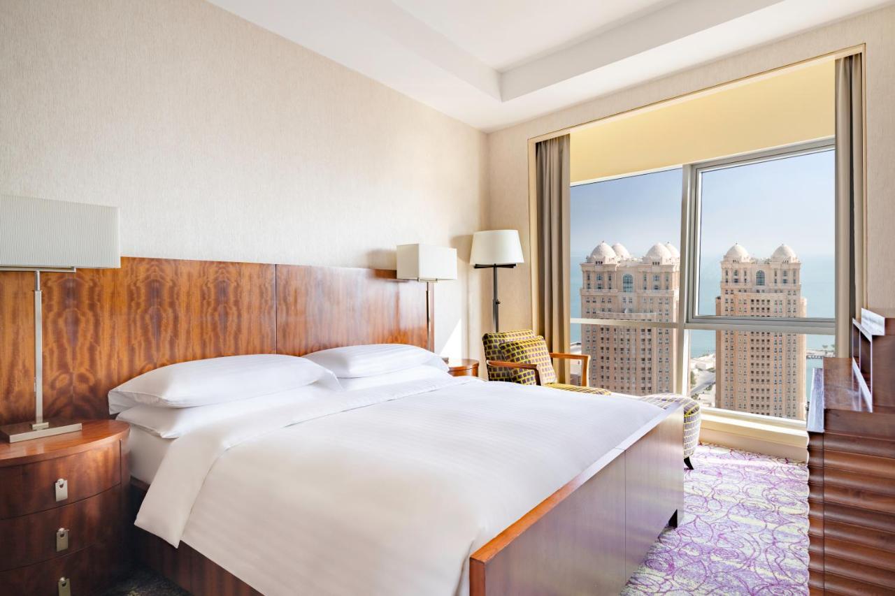 Qabila Westbay Hotel By Marriott Doha Luaran gambar A bedroom at the Jumeirah Atlantis