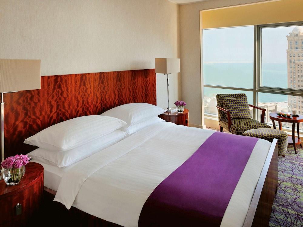 Qabila Westbay Hotel By Marriott Doha Luaran gambar A bedroom at the Jumeirah Atlantis